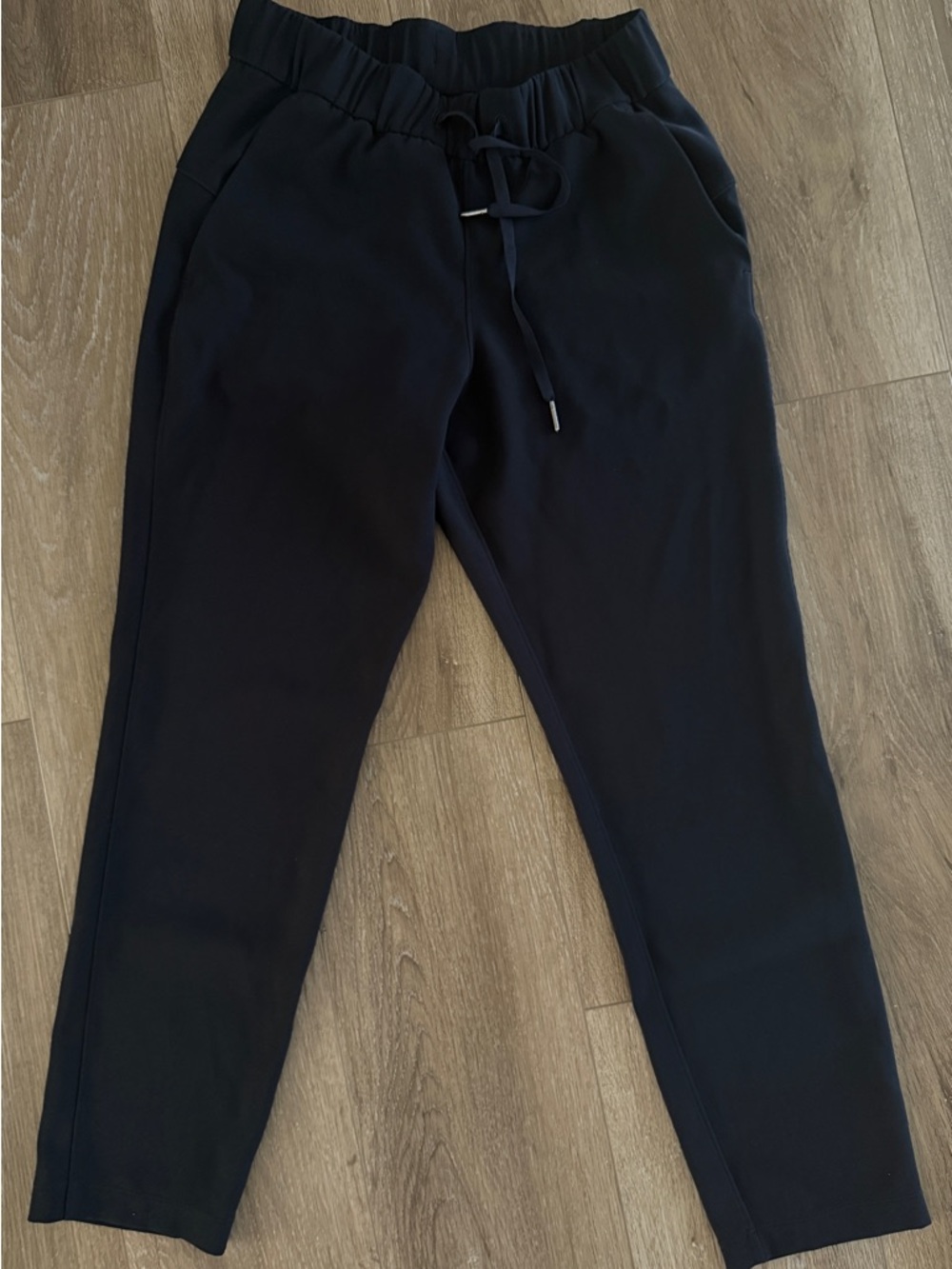 Lululemon On The Fly Pants Black Luxtreme Size 4‎ Women’s Pants